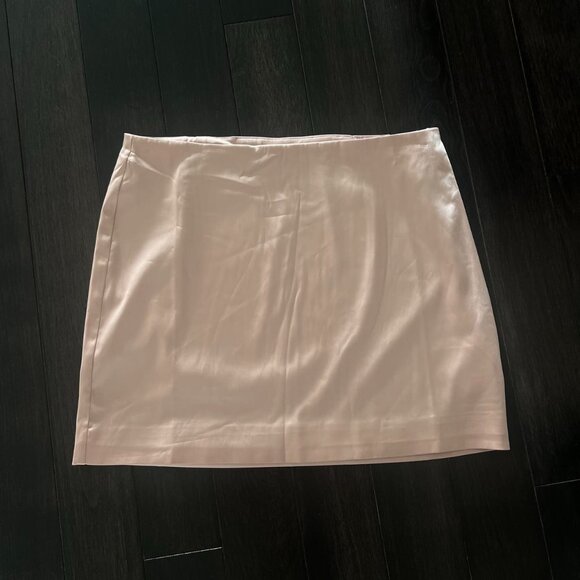 Aritzia Baby Pink Satin mini skirt - Picture 1 of 2